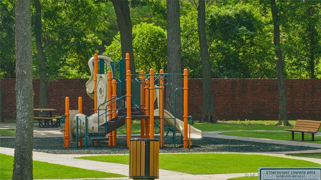 644 W 77th Place, Tulsa, OK 74132