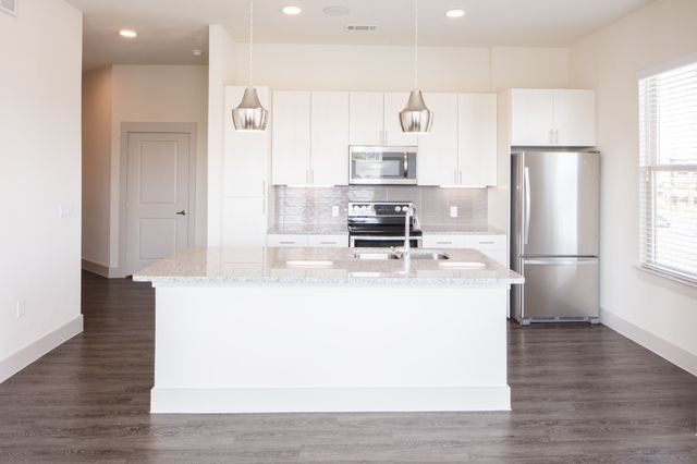 2101 W Rosedale Street 308, Fort Worth, TX 76104