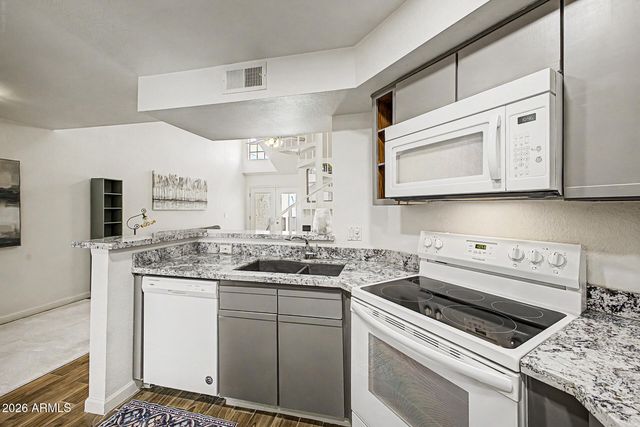 2333 E SOUTHERN Avenue 2021, Tempe, AZ 85282
