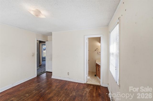 2824 Bancroft Street, Charlotte, NC 28206