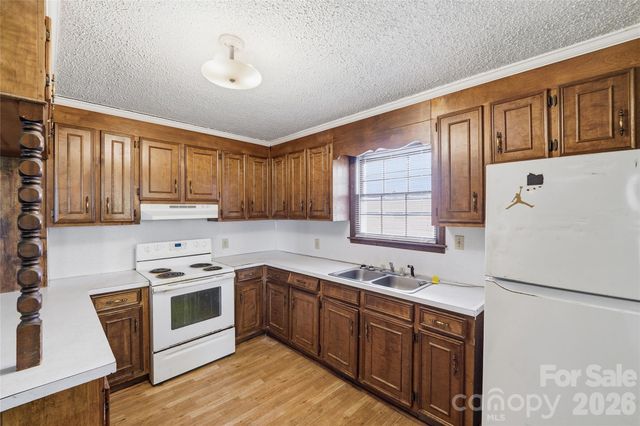 2824 Bancroft Street, Charlotte, NC 28206