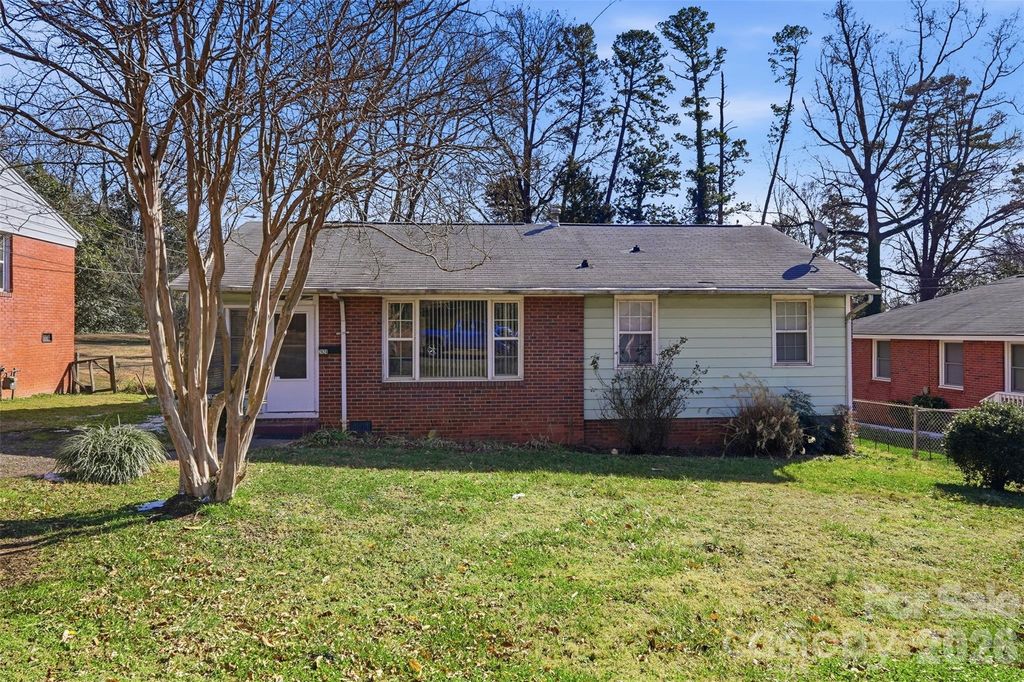 2824 Bancroft Street, Charlotte, NC 28206