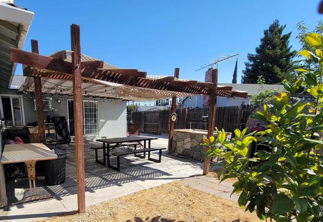 3778 Cypress Way, Pittsburg, CA 94565