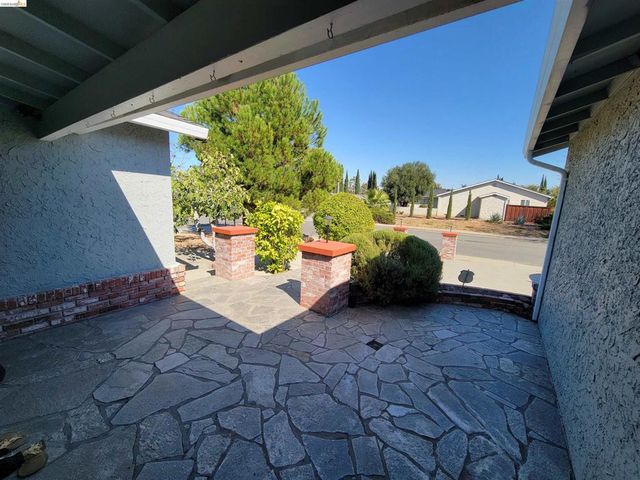 3778 Cypress Way, Pittsburg, CA 94565