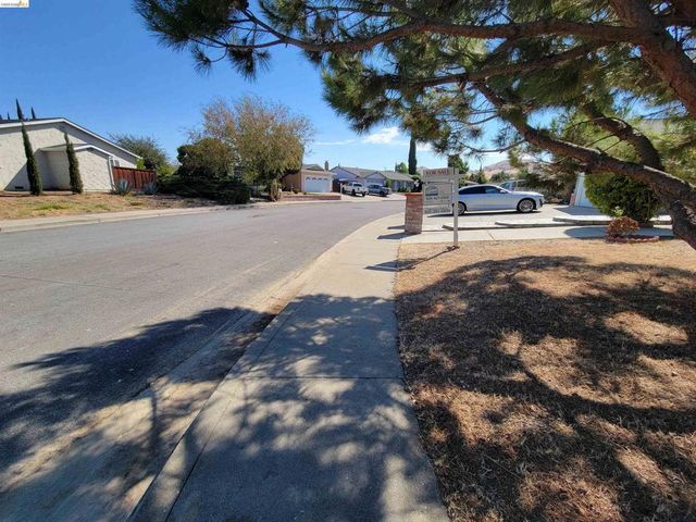 3778 Cypress Way, Pittsburg, CA 94565