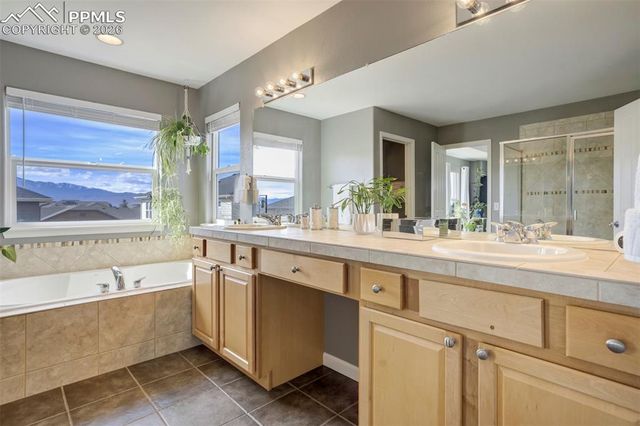 9060 Sky King Drive, Colorado Springs, CO 80924