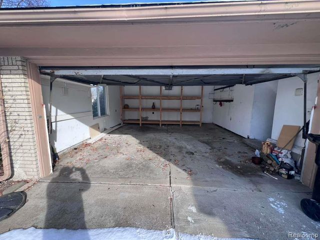 4601 NE Larme Avenue, Allen Park, MI 48101