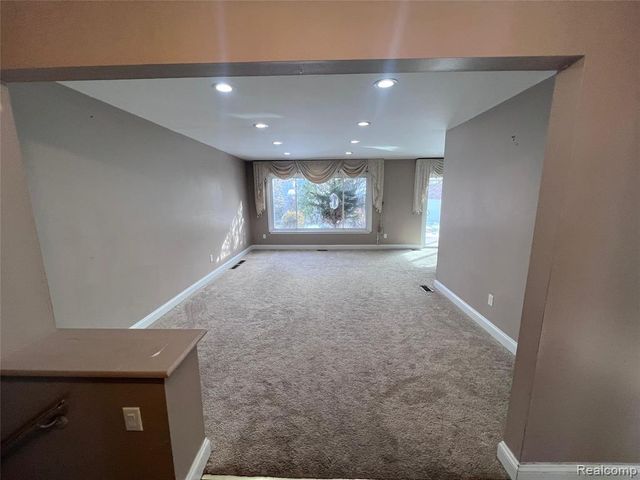 4601 NE Larme Avenue, Allen Park, MI 48101