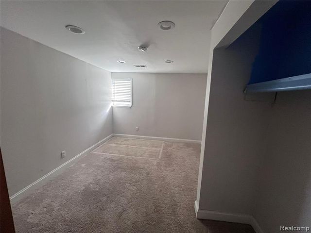 4601 NE Larme Avenue, Allen Park, MI 48101