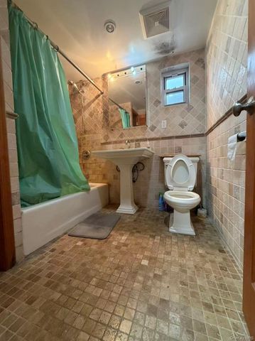 3810 Neptune Avenue, Brooklyn, NY 11224