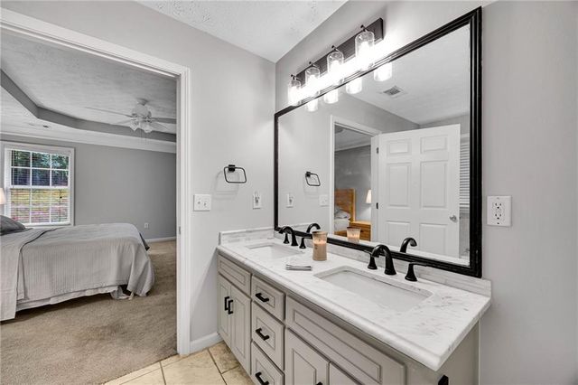 160 Laurel Lane, Social Circle, GA 30025