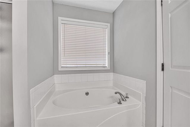 160 Laurel Lane, Social Circle, GA 30025