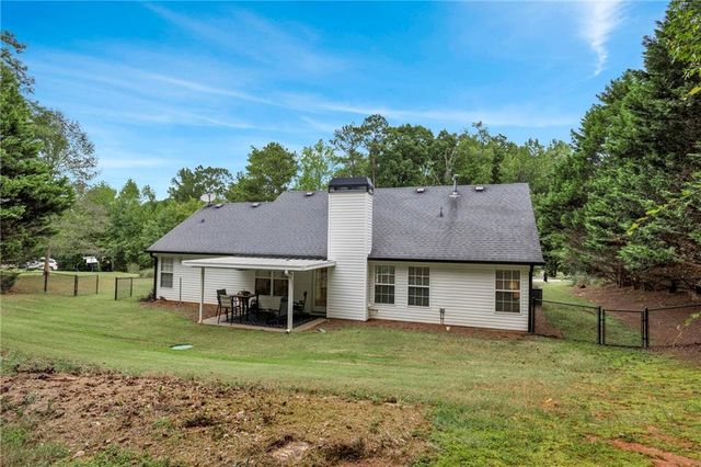 160 Laurel Lane, Social Circle, GA 30025