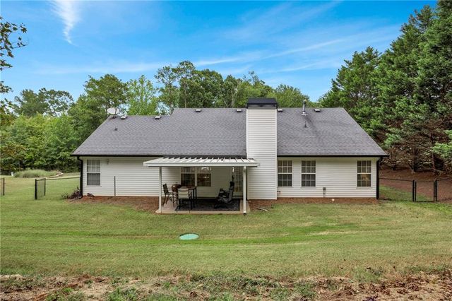 160 Laurel Lane, Social Circle, GA 30025