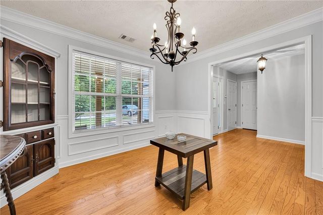 160 Laurel Lane, Social Circle, GA 30025