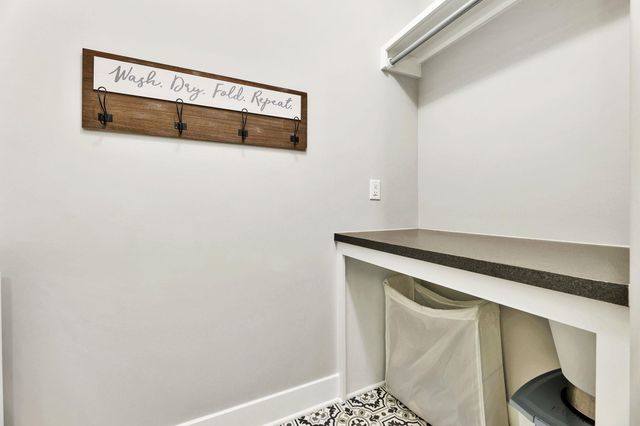 724 E Park Place, Andover, KS 67002