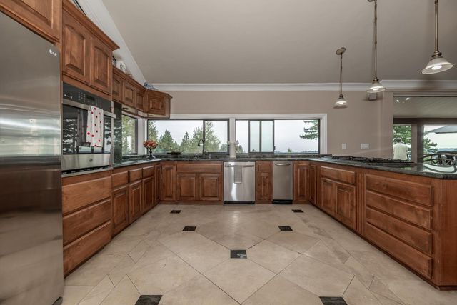 23965 Mountain Charlie Road, Los Gatos, CA 95033