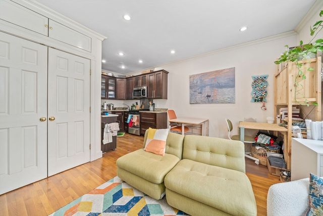 7 Primus Ave 4, Boston, MA 02114