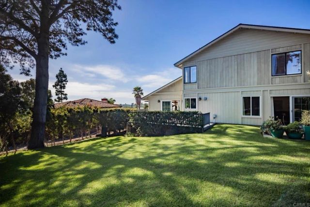 279 Hillcrest Drive, Encinitas, CA 92024