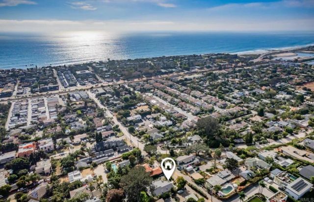 279 Hillcrest Drive, Encinitas, CA 92024