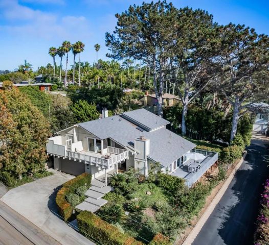 279 Hillcrest Drive, Encinitas, CA 92024