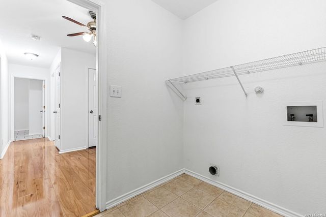 2226 RED ROCK XING, San Antonio, TX 78245