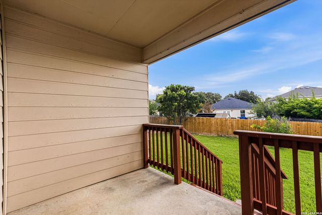 2226 RED ROCK XING, San Antonio, TX 78245