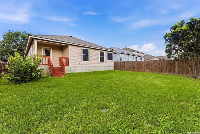 2226 RED ROCK XING, San Antonio, TX 78245