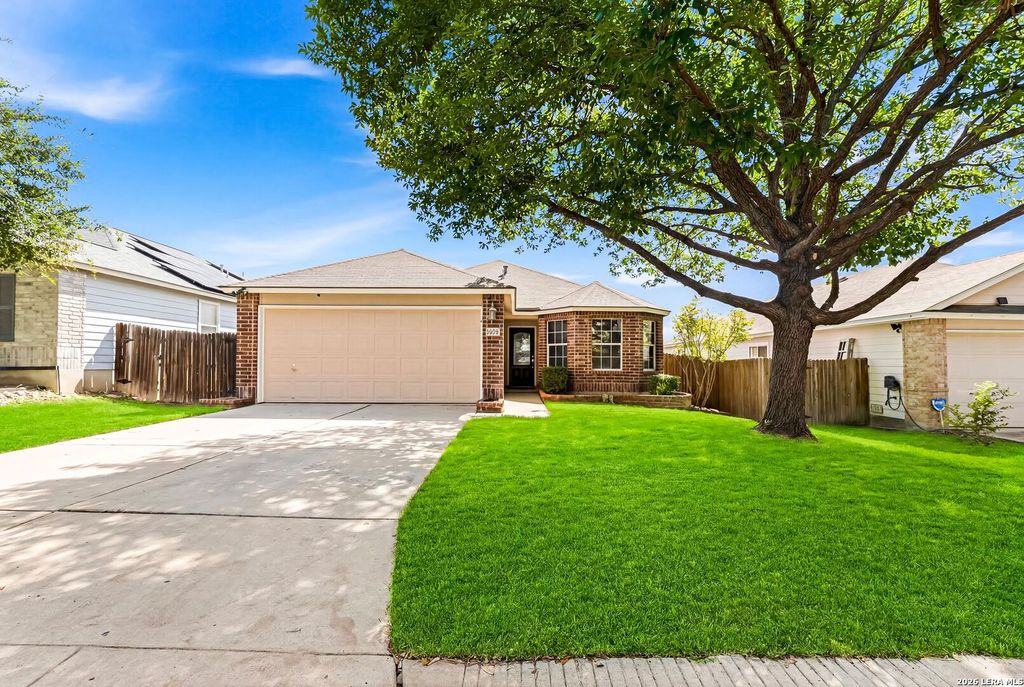 2226 RED ROCK XING, San Antonio, TX 78245