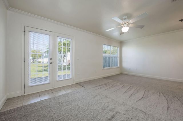 800 Majestic Drive, Crestview, FL 32536