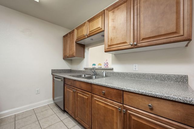 800 Majestic Drive, Crestview, FL 32536