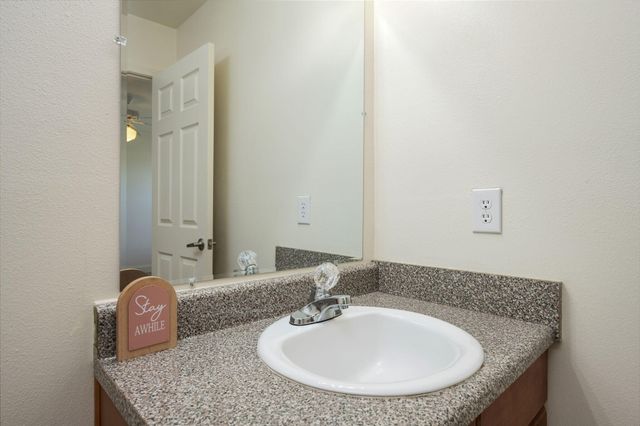 800 Majestic Drive, Crestview, FL 32536