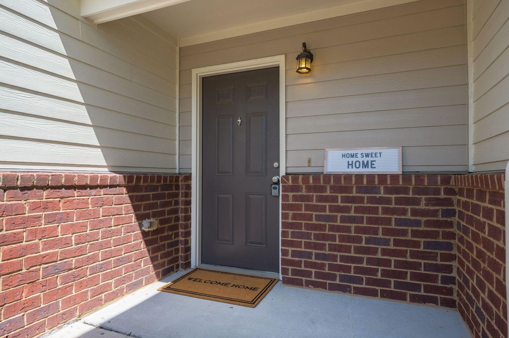 800 Majestic Drive, Crestview, FL 32536