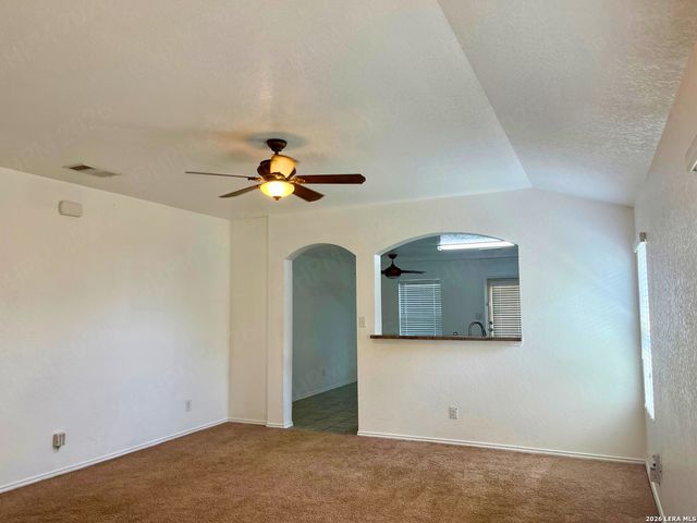 1408 Doncaster, Seguin, TX 78155