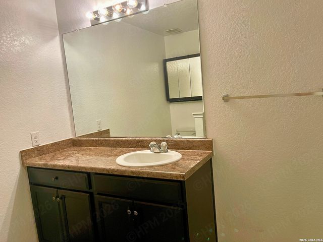 1408 Doncaster, Seguin, TX 78155