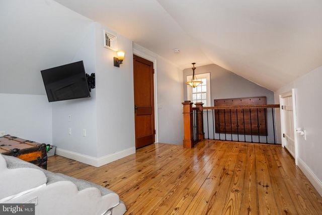 1684 CHESTNUT RIDGE RD, Upper Black Eddy, PA 18972