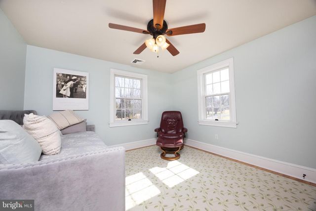 1684 CHESTNUT RIDGE RD, Upper Black Eddy, PA 18972