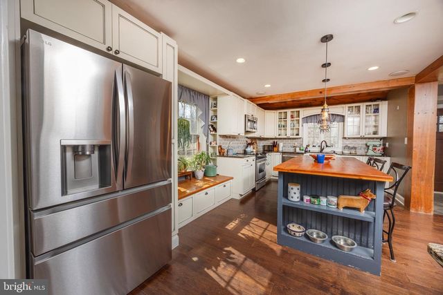 1684 CHESTNUT RIDGE RD, Upper Black Eddy, PA 18972