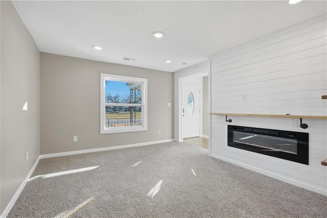 428 Brown Avenue, Osawatomie, KS 66064