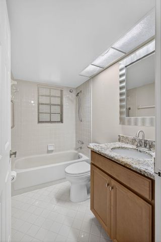 4169 Oak Terrace Drive, Greenacres, FL 33463