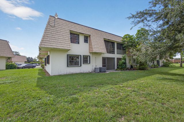 4169 Oak Terrace Drive, Greenacres, FL 33463