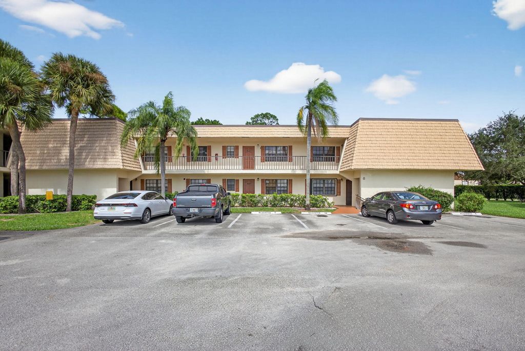 4169 Oak Terrace Drive, Greenacres, FL 33463