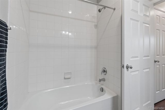 9962 W Victoria Place 102, Littleton, CO 80127