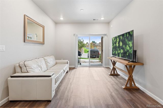 9962 W Victoria Place 102, Littleton, CO 80127