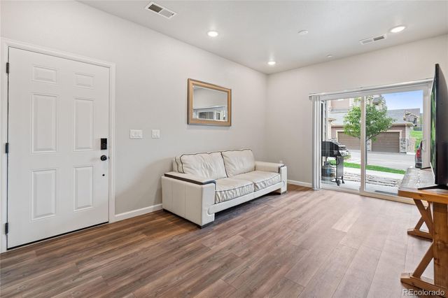 9962 W Victoria Place 102, Littleton, CO 80127