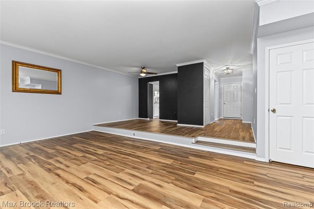 1157 Pine Ridge Court, Rochester Hills, MI 48306