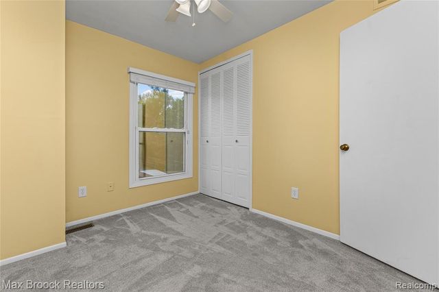 1157 Pine Ridge Court, Rochester Hills, MI 48306