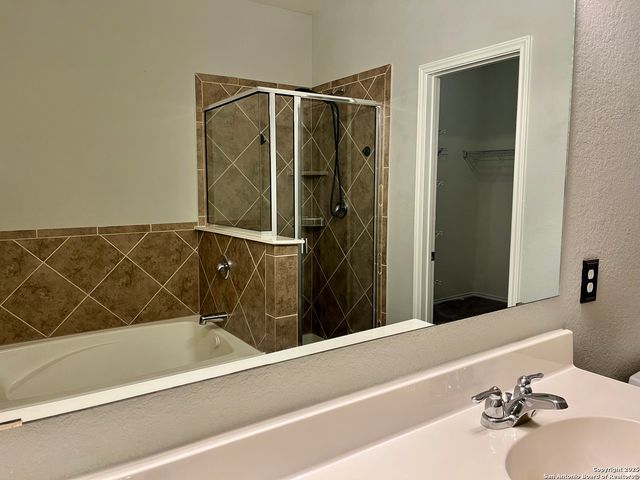 12111 Wagon Canyon, San Antonio, TX 78254
