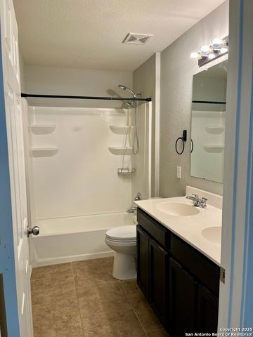 12111 Wagon Canyon, San Antonio, TX 78254
