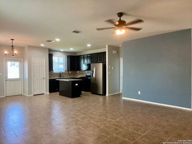 12111 Wagon Canyon, San Antonio, TX 78254